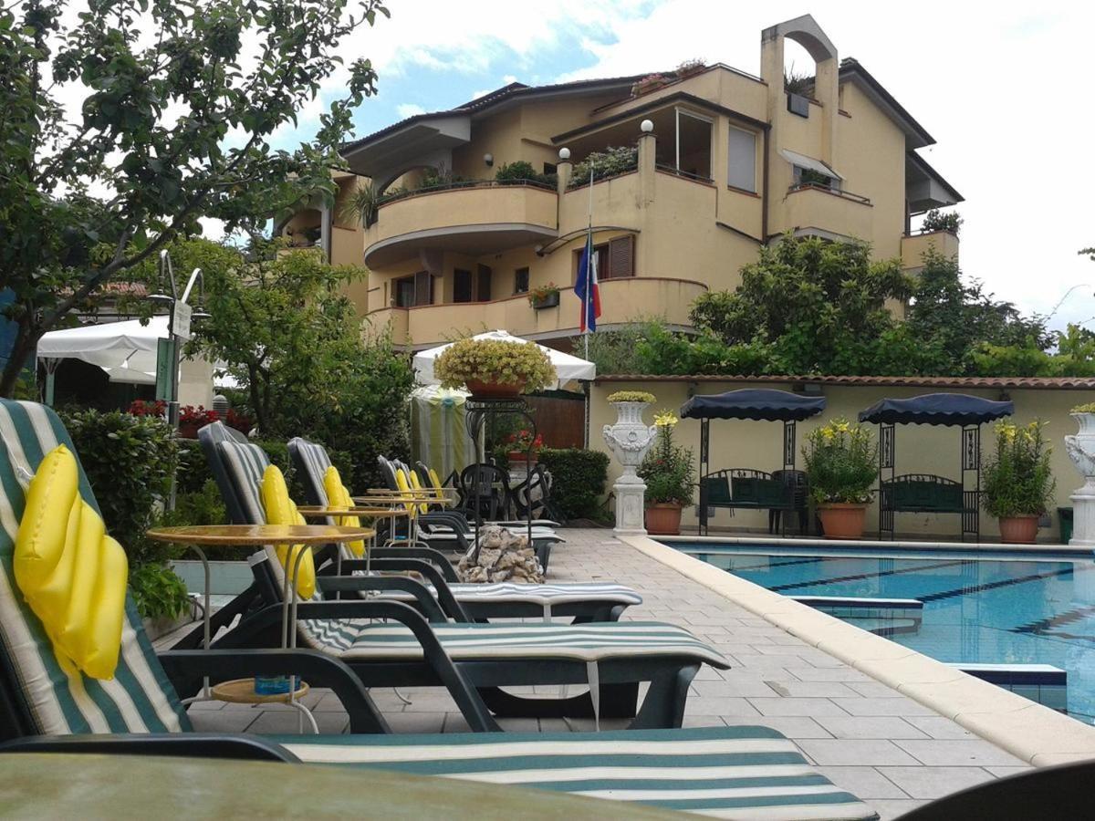 Hotel Dependance Montecatini Terme Exterior photo