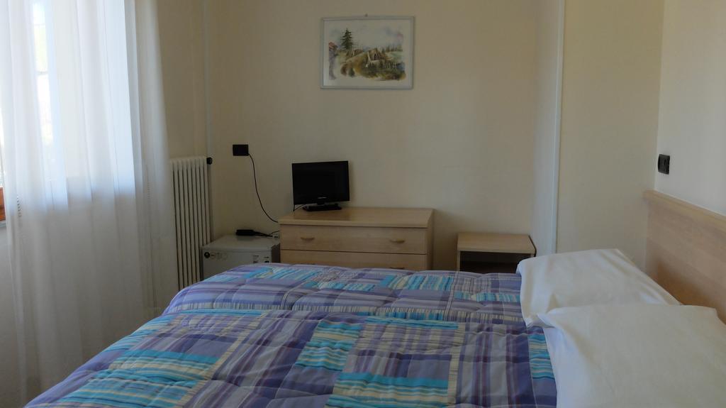 Hotel Dependance Montecatini Terme Room photo